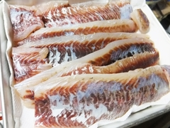 5月後半のキレイな海の塩〆ボラを8日間寝かせて作った酢〆の握り (11).jpg